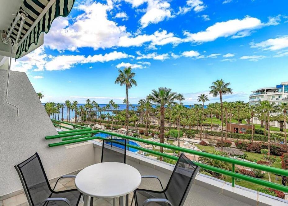 Altamira Apartamentos Adeje Адехе Екстериор снимка